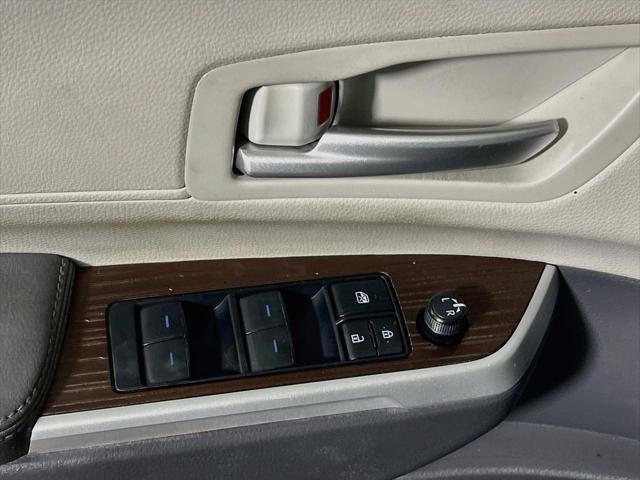 2024 Toyota Sienna XLE 8 Passenger