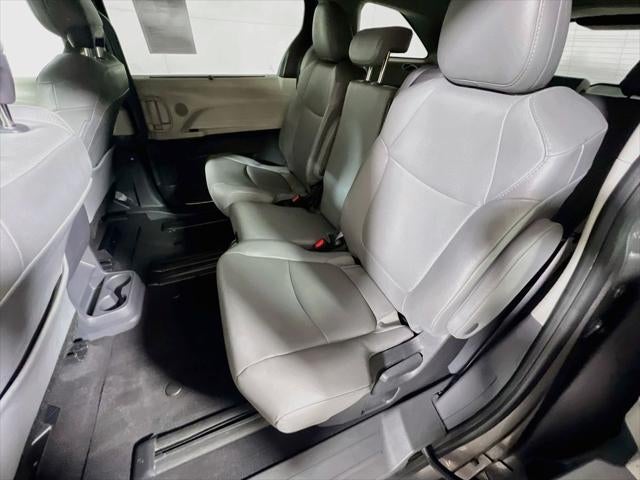 2024 Toyota Sienna XLE 8 Passenger