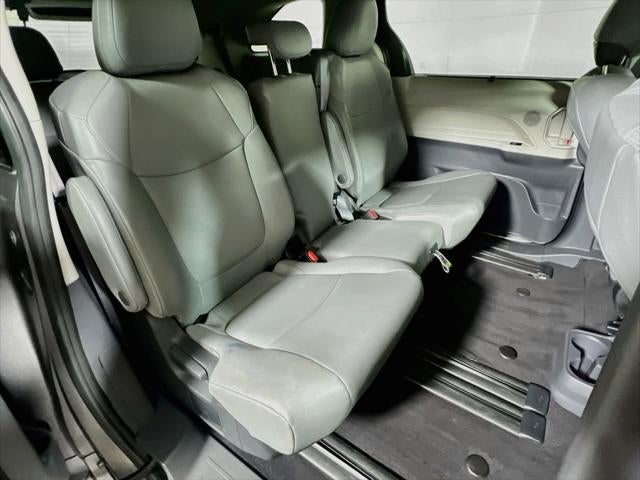 2024 Toyota Sienna XLE 8 Passenger