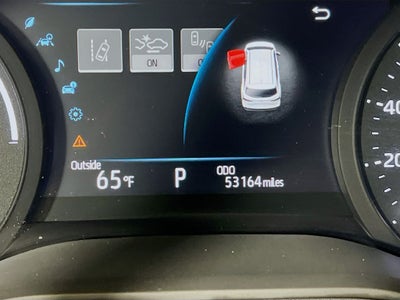 2025 Toyota Sienna XLE 8 Passenger