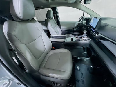2025 Toyota Sienna XLE 8 Passenger