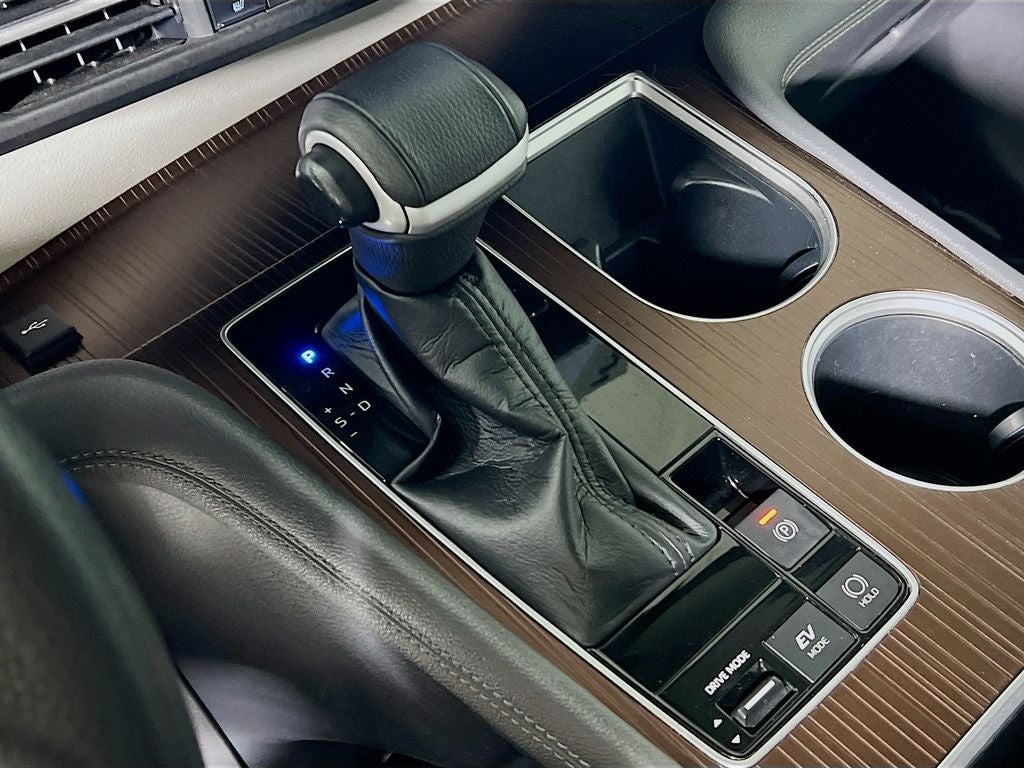2022 Toyota Sienna XLE 8 Passenger