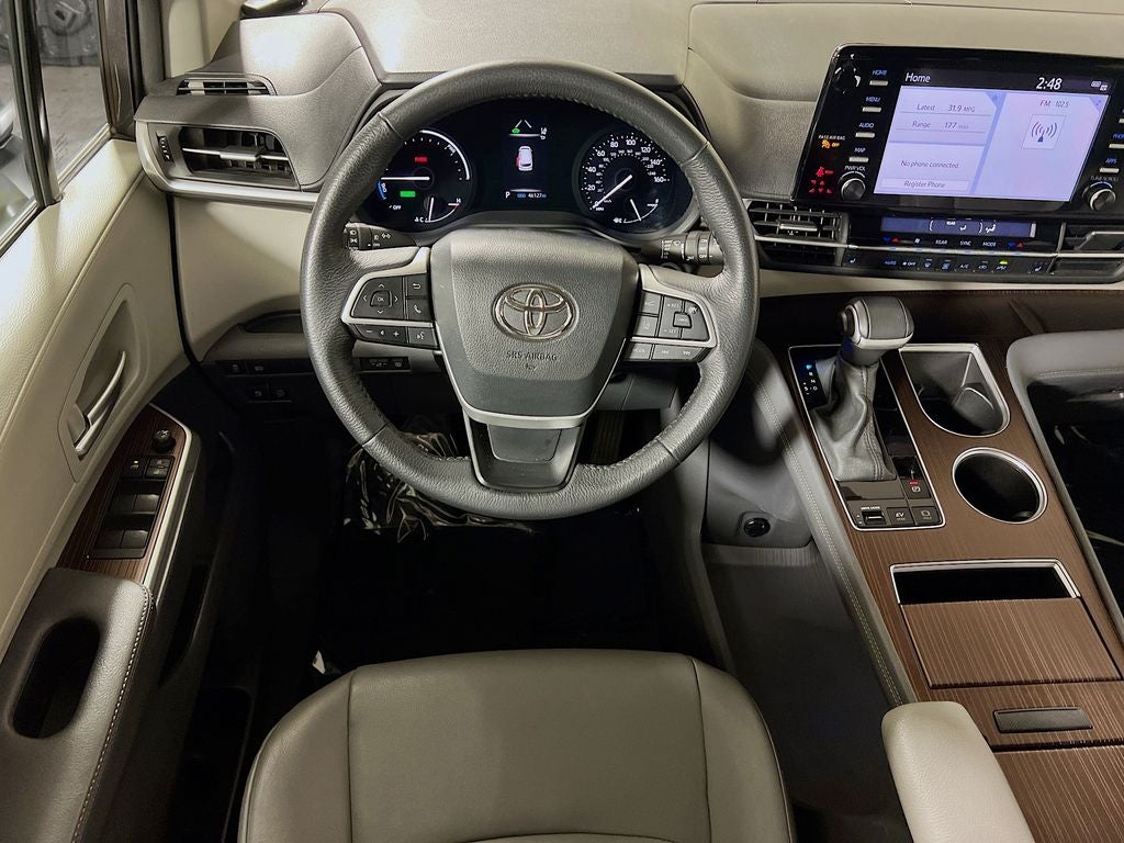 2024 Toyota Sienna XLE 8 Passenger