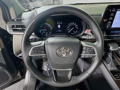 2024 Toyota Sienna XLE 8 Passenger