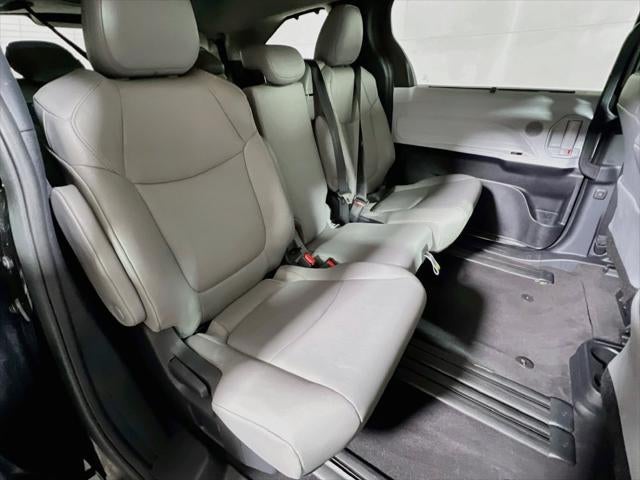2026 Toyota Sienna XLE 8 Passenger
