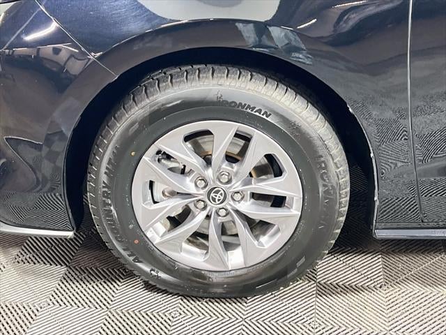 2026 Toyota Sienna XLE 8 Passenger
