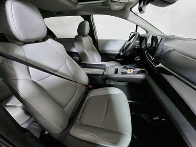 2026 Toyota Sienna XLE 8 Passenger