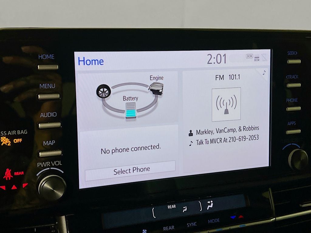 2024 Toyota Sienna XLE - Photo 13