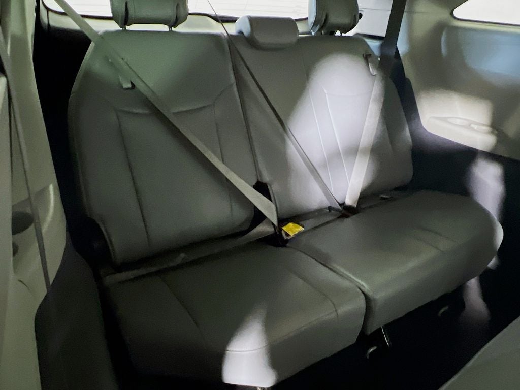 2024 Toyota Sienna XLE - Photo 22