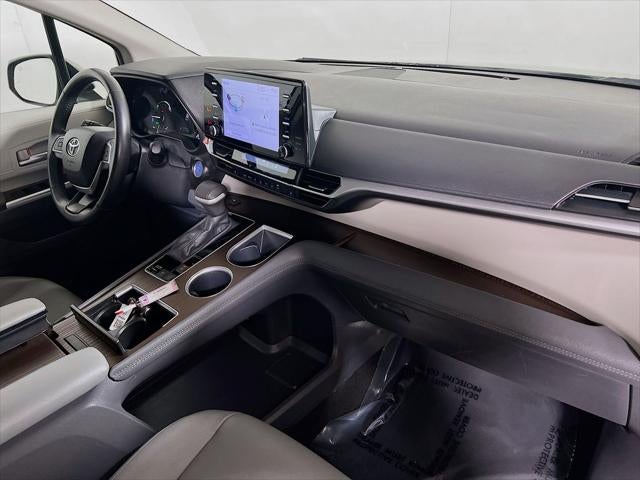2024 Toyota Sienna XLE - Photo 59