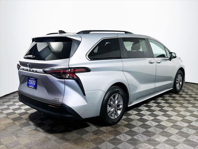 2024 Toyota Sienna XLE - Photo 41