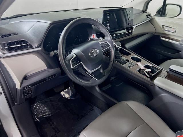 2024 Toyota Sienna XLE - Photo 43