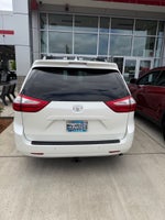 2018 Toyota Sienna XLE 8 Passenger