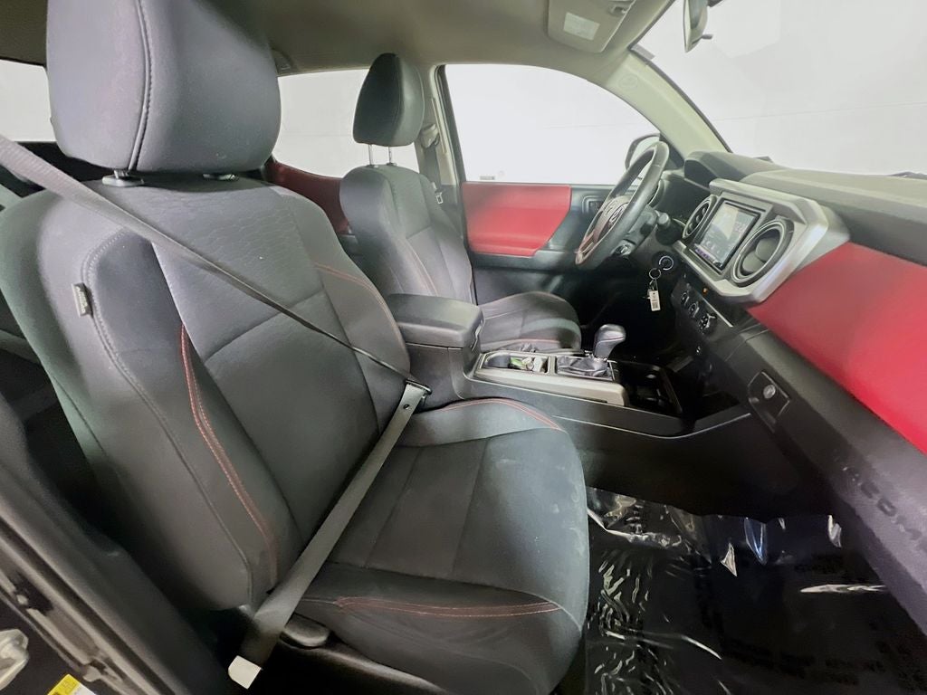 2016 Toyota Tacoma SR5