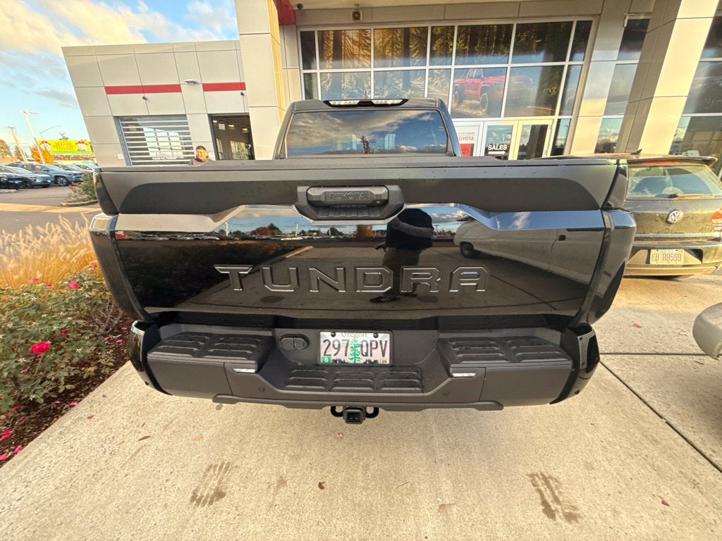 2025 Toyota Tundra SR5