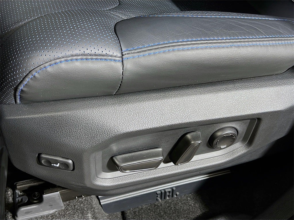 2023 Toyota Tundra Hybrid Platinum