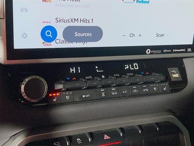 2023 Toyota Tundra Hybrid Platinum