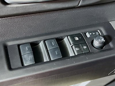 2023 Toyota Tundra Hybrid Platinum