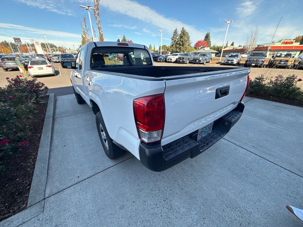 2017 Toyota Tacoma SR
