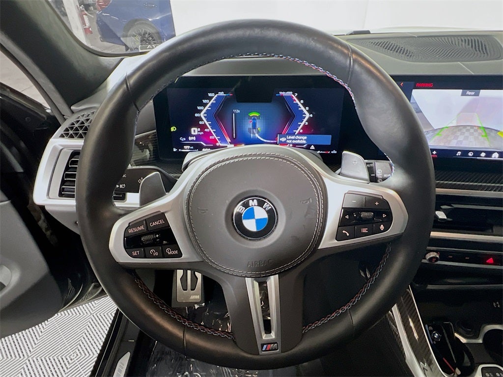 2024 BMW X7 M60i