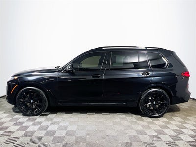 2024 BMW X7 M60i