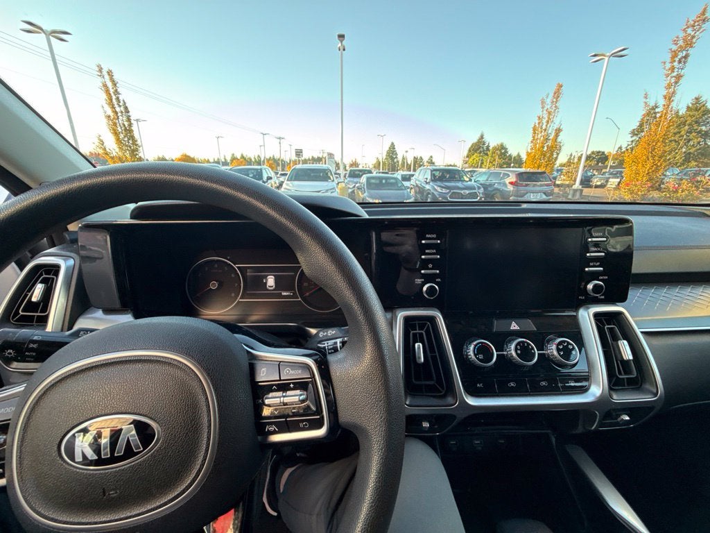 2021 Kia Sorento LX