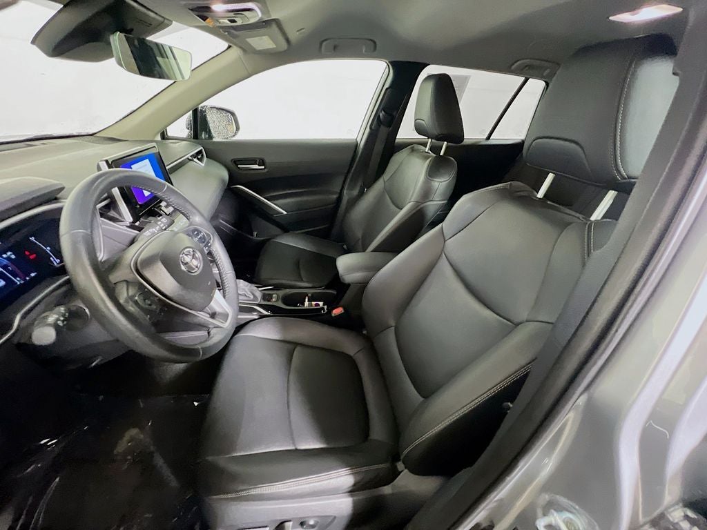 2025 Toyota Corolla Cross XLE