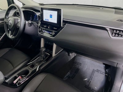 2025 Toyota Corolla Cross XLE