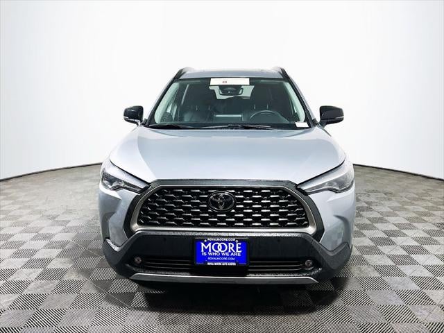 2025 Toyota Corolla Cross XLE