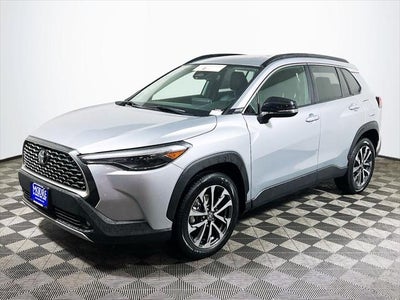 2025 Toyota Corolla Cross XLE