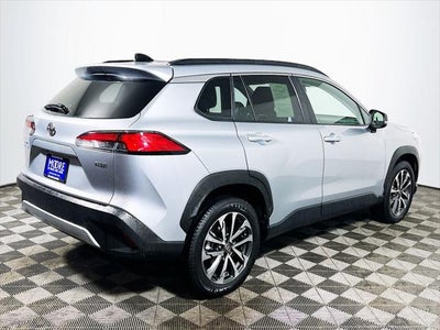 2025 Toyota Corolla Cross XLE