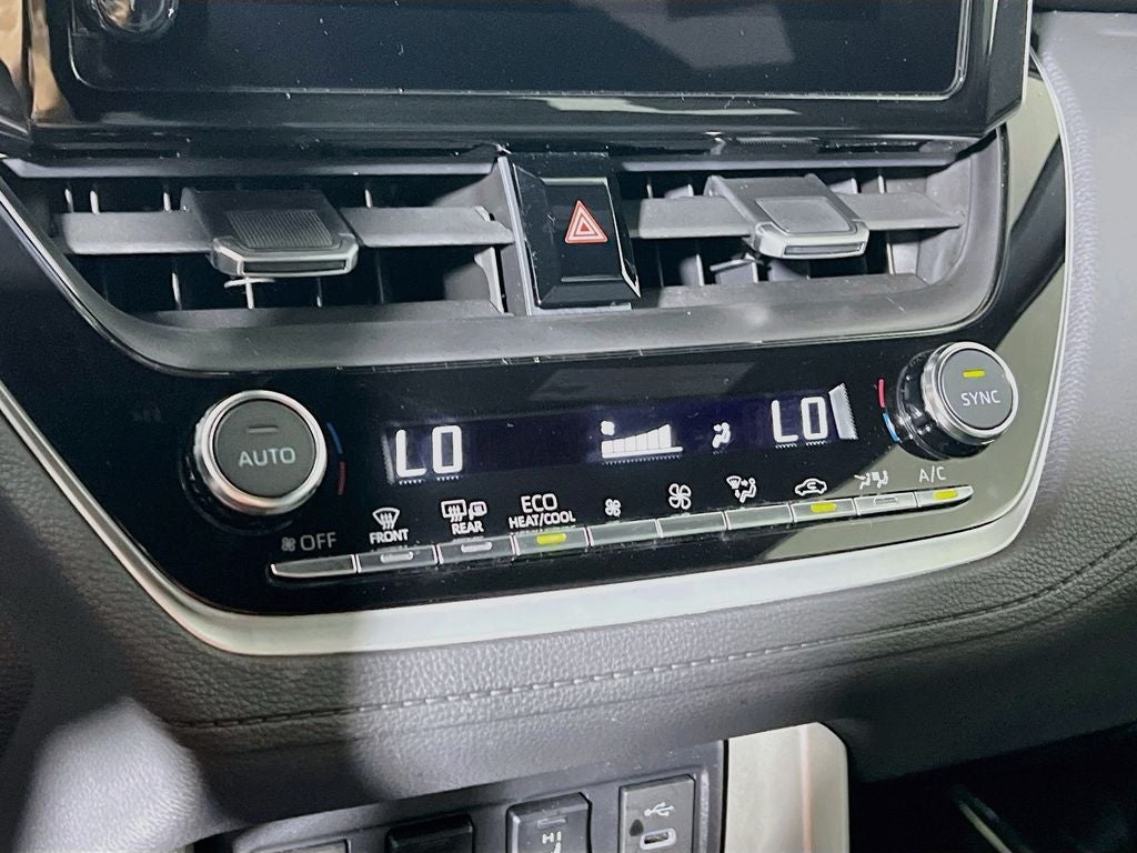 2024 Toyota Corolla Cross Hybrid XSE