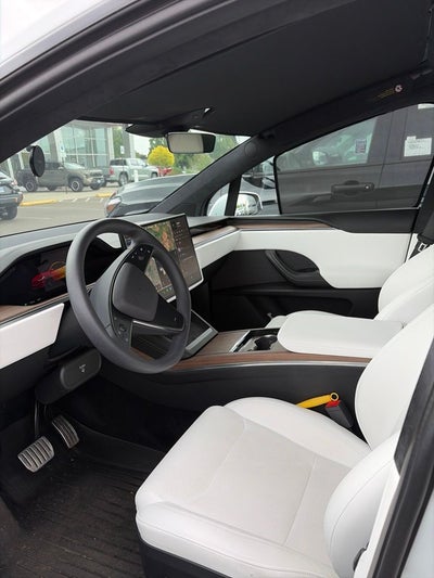 2023 Tesla Model X Base