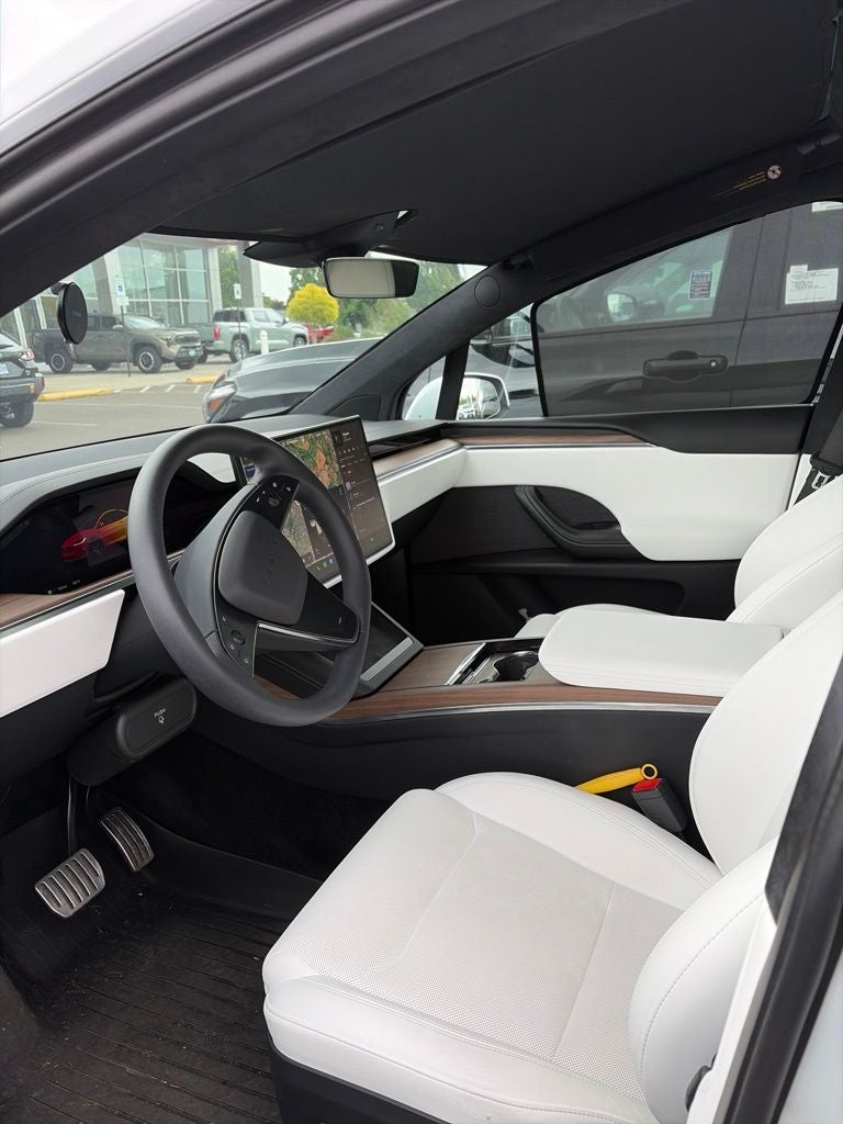 2023 Tesla Model X Base