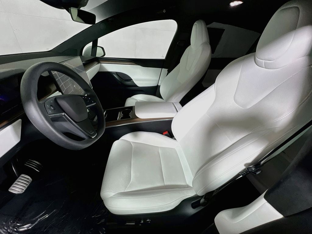 2023 Tesla Model X Standard Range