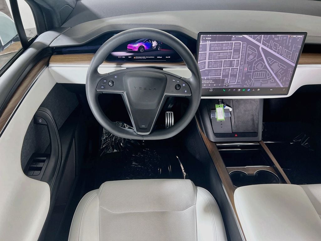 2023 Tesla Model X Standard Range