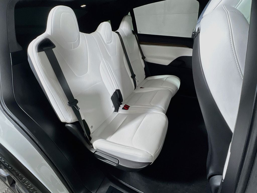2023 Tesla Model X Standard Range