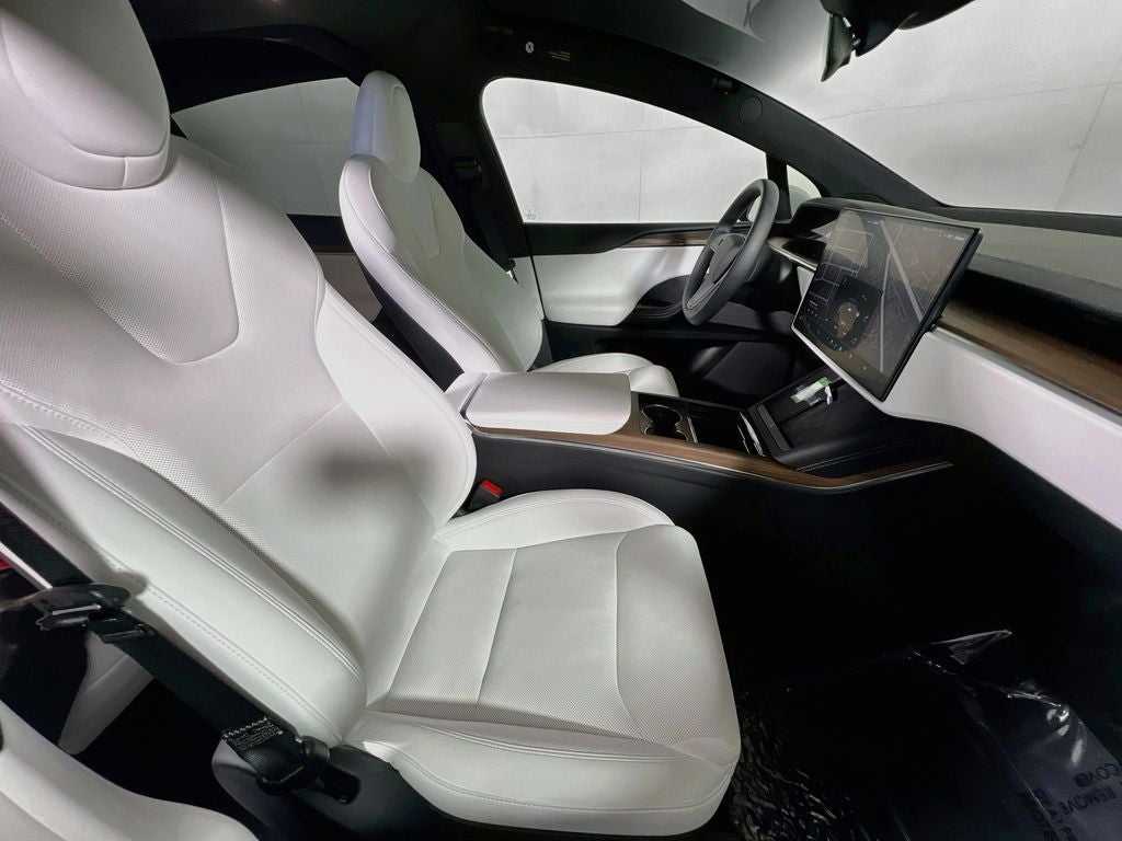 2023 Tesla Model X Standard Range
