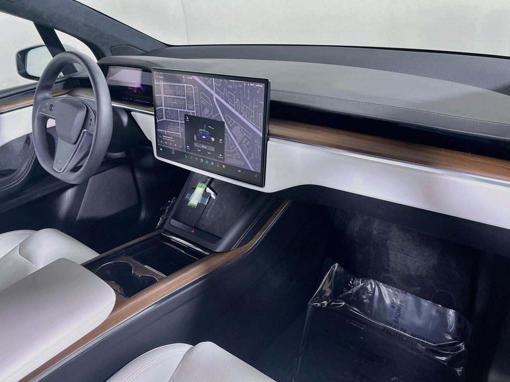 2023 Tesla Model X Standard Range
