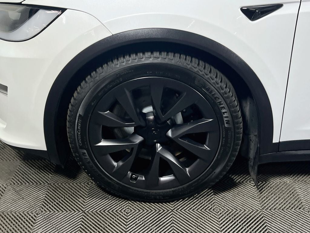 2023 Tesla Model X Standard Range