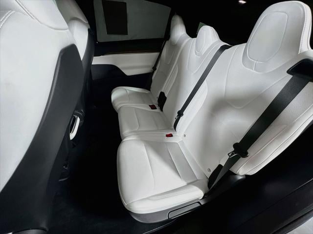 2023 Tesla Model X Standard Range