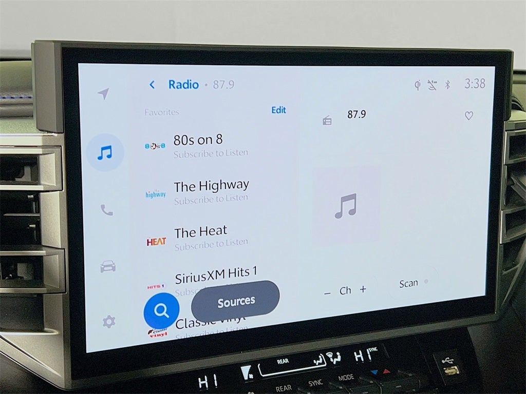 2024 Toyota Sequoia Platinum