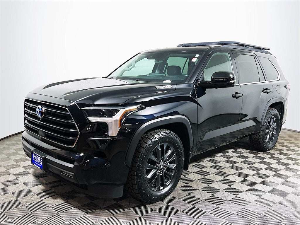 2024 Toyota Sequoia SR5