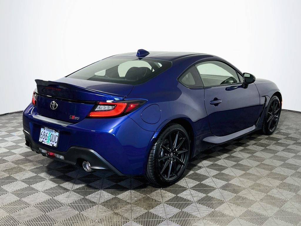 2025 Toyota GR86 Premium