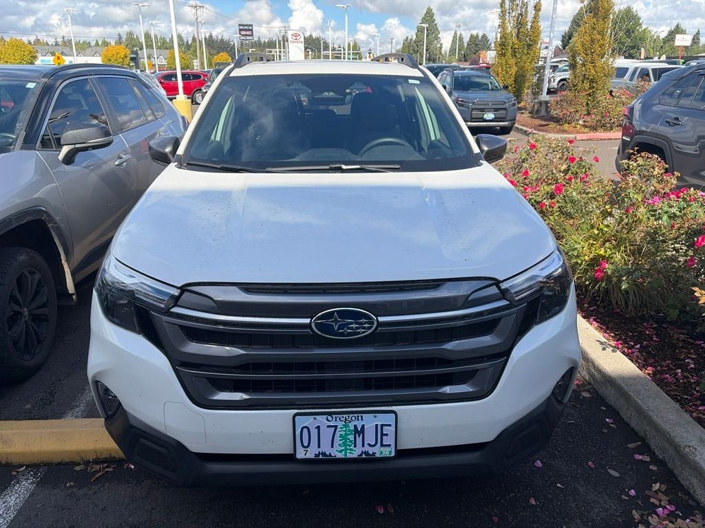 2025 Subaru Forester Premium