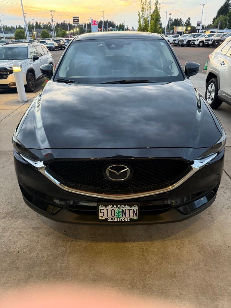2017 Mazda CX-5 Grand Touring auto's photo
