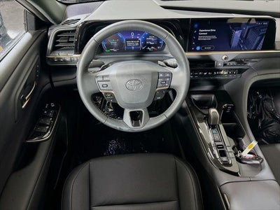 2025 Toyota Crown Signia XLE