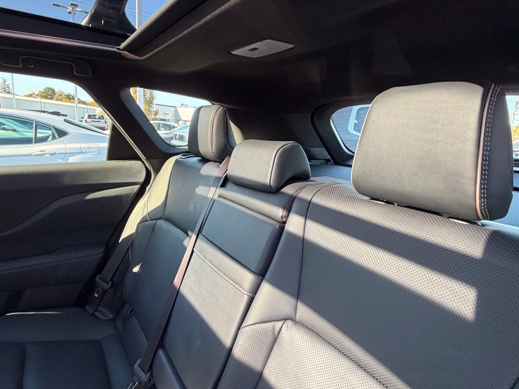 2025 Toyota Crown Signia Limited