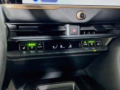 2025 Toyota Crown Signia XLE