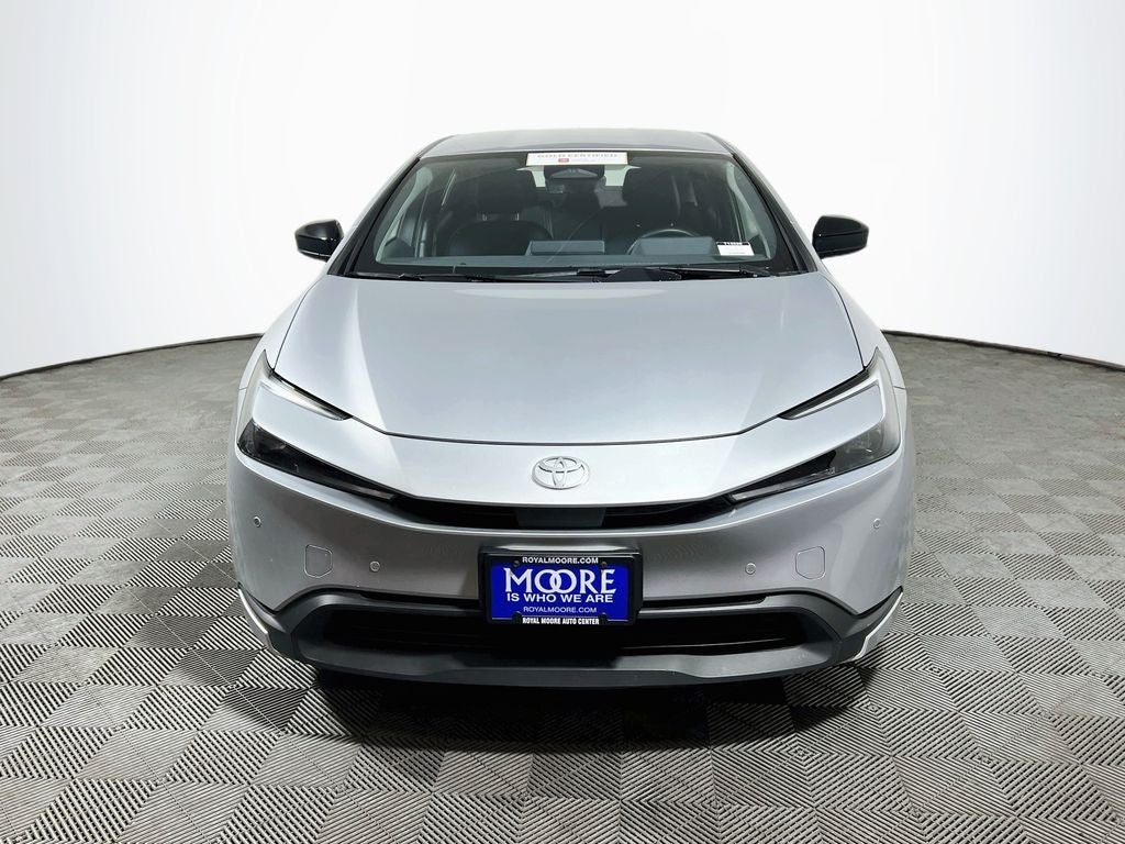 2025 Toyota Prius LE